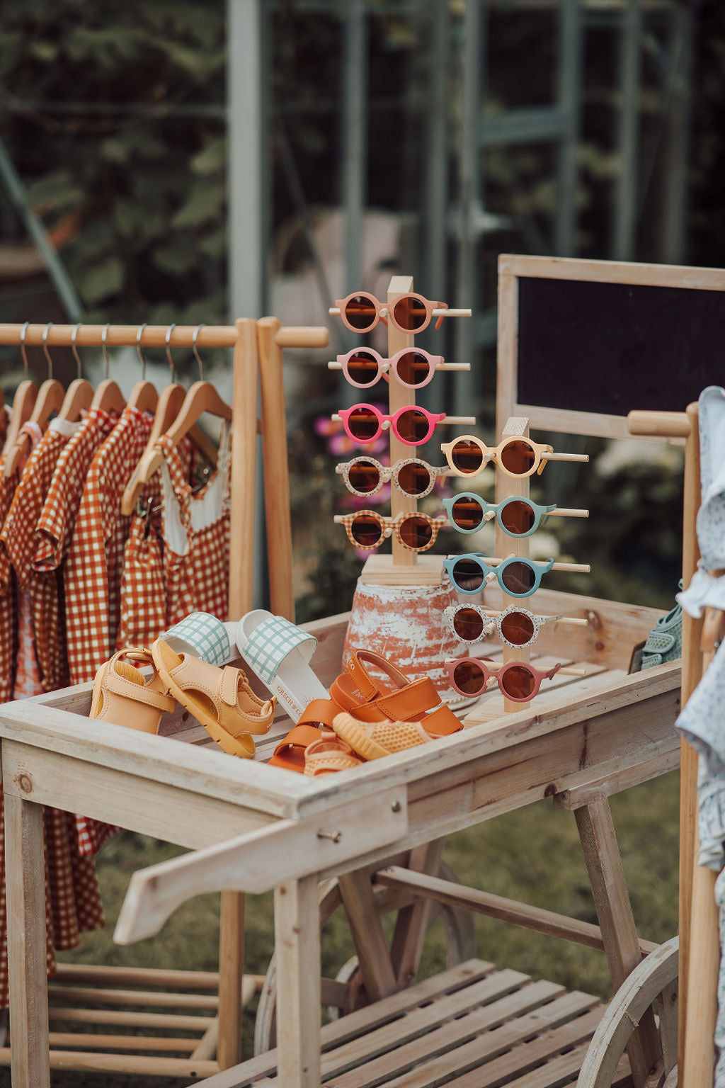 CLS.01 · From Idea to Product ~ A Complete System & Resource Suite (Founder Guided)